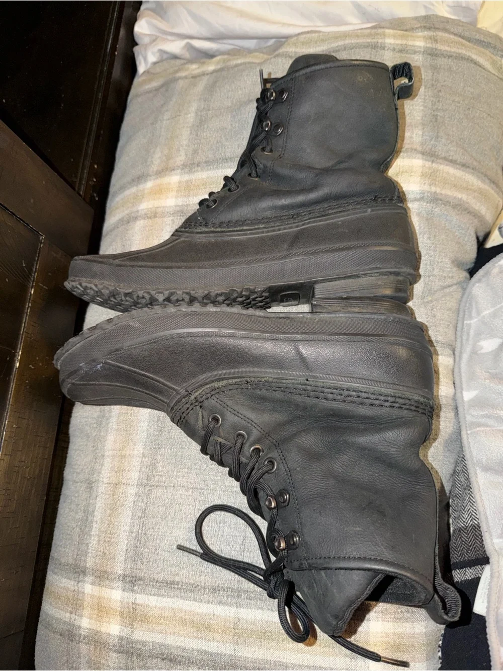 UGG Men's Black Lace-Up Waterproof Winter Boots
